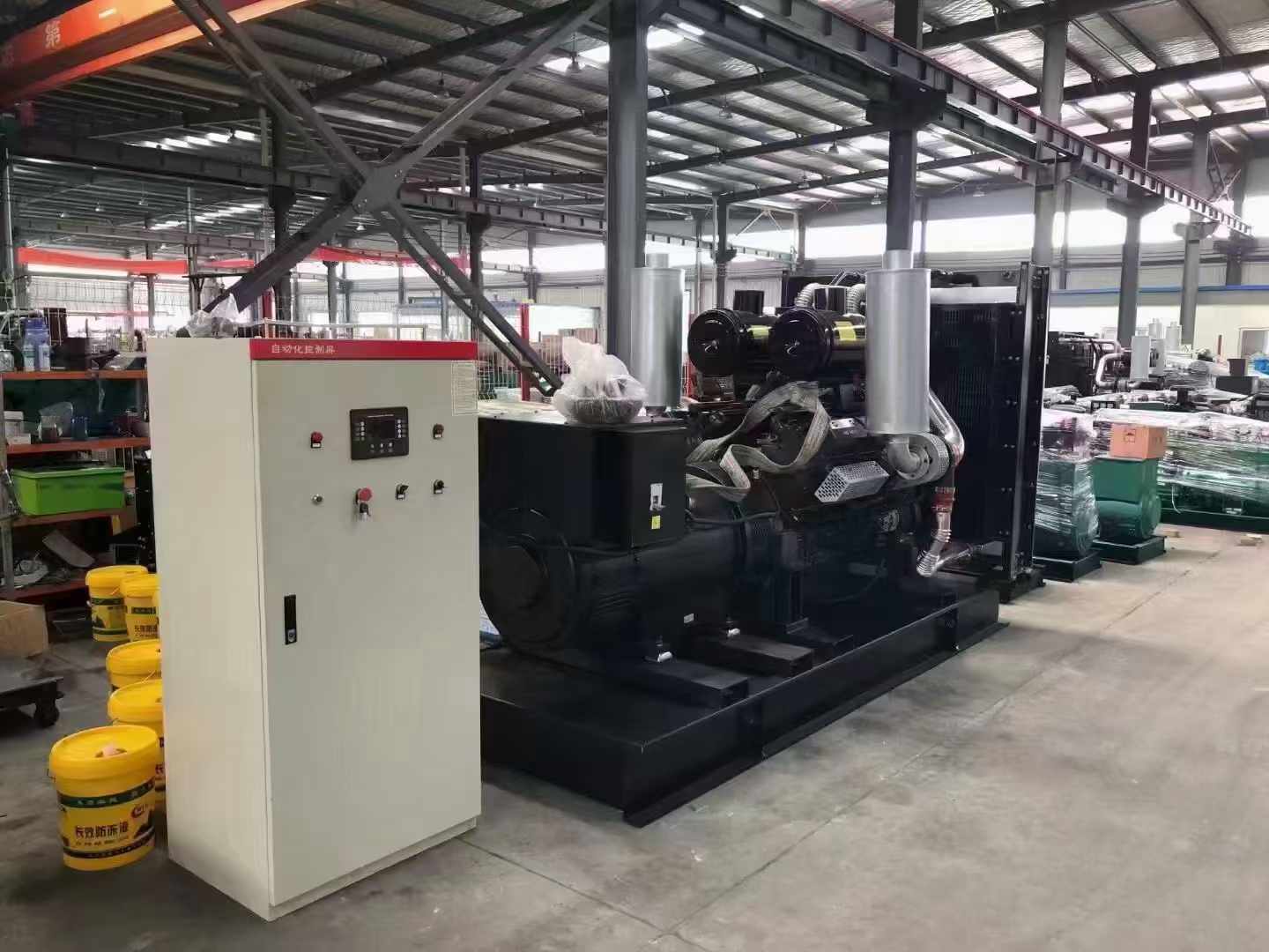宁县柴油发电机运行时的噪音和振动水平如何?